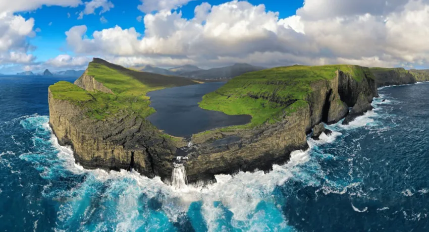 Британские острова и Фареры , Загадки туманных островов